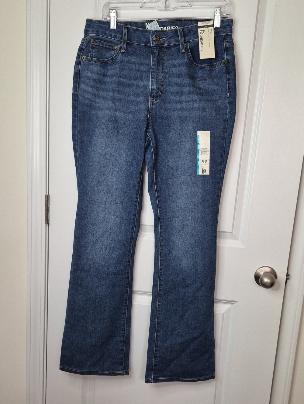 No Boundaries Women's Medium Blue Bootcut Jeans Size 12